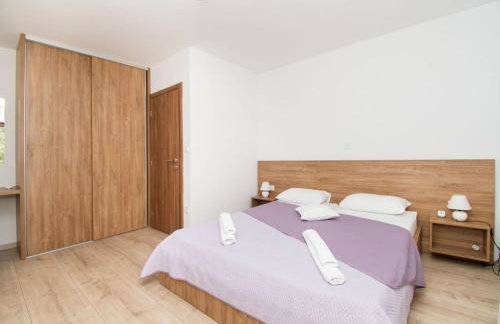 Villa Meadow with swimming pool - Foto 32