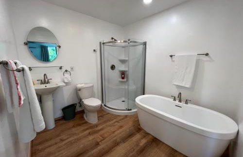 Private Cottage - Panoramic River Views, Near Casino and Downtown - Foto 9