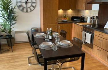 Lux Waterfront 2 bed Apt, V&A 10min walk, St Andrew's Golf 25min drive - Foto 13