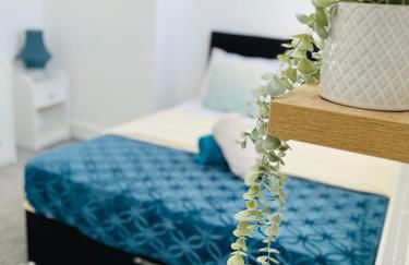 Castle view Rochester - Photo 21