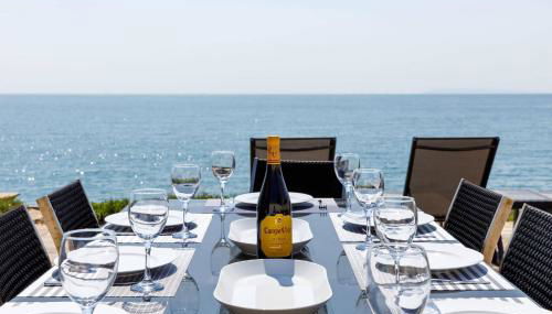 The Sea House - Ultimate Seafront Living & Sunsets - Foto 5