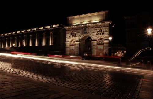 Suite in the City avec JACUZZI PRIVATIF - Hyper Centre - Foto 54