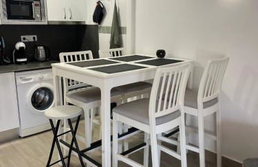 Morning Coffee by the Sea 1 BR Between Capellans and Llevant Beaches - Foto 32