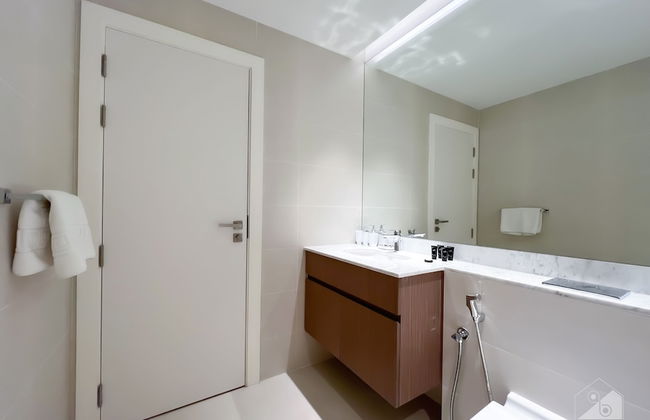 Stunning Beach View Apt. with Balcony Jumeirah La Mer - Photo 25