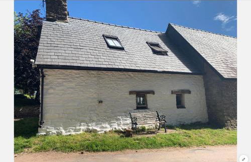 Ty Fferm Hen, Ancient Farmhouse, Coity Bach - Foto 10