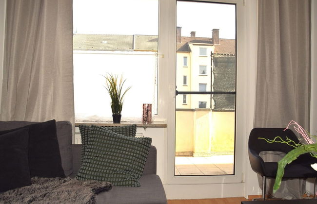 Cosy Apartment in Oberhausen With Balcony - Photo 14