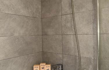 Modern and cozy Stay I Terrace and Parking I 10 min by car Orly airport I Quick access to Paris - Foto 37