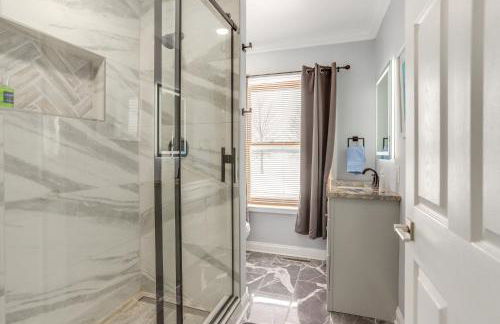 7 Mi to Cedar Point Retreat with Hot Tub and Gazebo - Foto 23