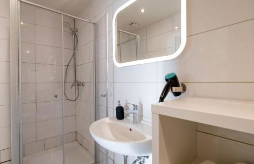 janu-homes - 2 Zimmer Apartment - 5 Betten, Schlossblick vom Römer - Photo 12