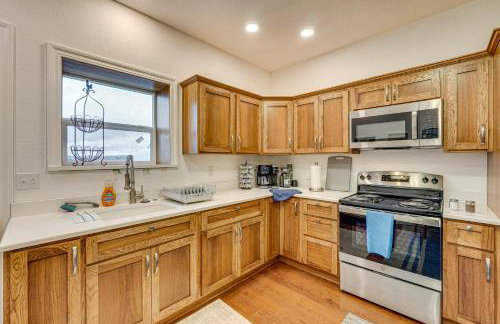 Walking Trail On-Site Tranquil Klamath Falls Apt! - Foto 9