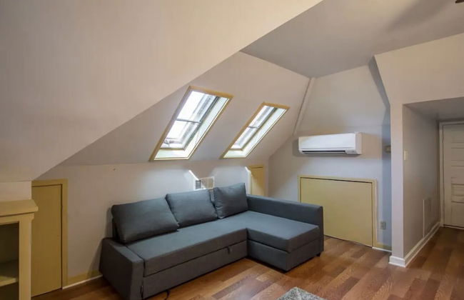 Sophistication Charm In The Heart Of Cooper Young - Photo 8