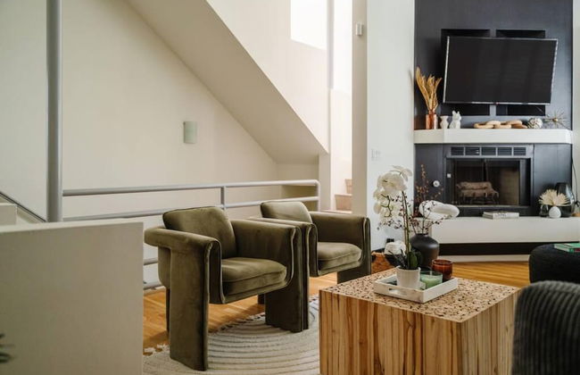 Hollywood Hills Sunset Strip Home w Hottub - Photo 36