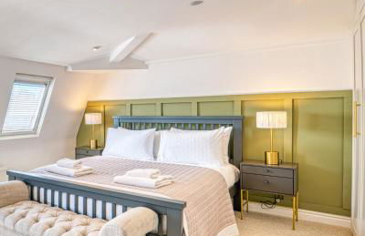 Luxury Georgian Townhouse with Cinema and parking - Photo 19