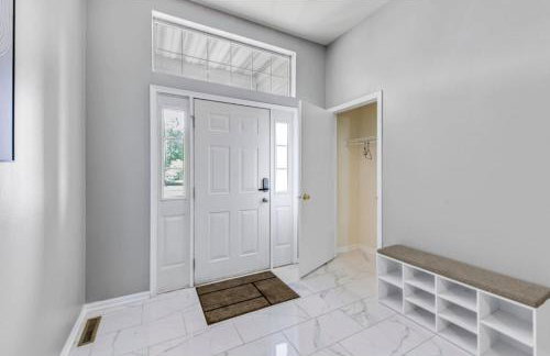 Modern Comfort Loves Park - Stylish 3BR Getaway - Foto 53