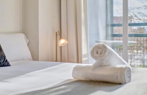 Mirasierra Suites Pamplona - Photo 3