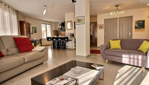 Lyon Superbe Appartement Parc Tête d'Or 95 M2 Clim Parking - Foto 1