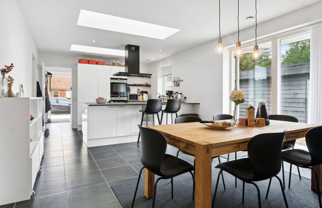 "Helmi" - 1km from the sea - Photo 25