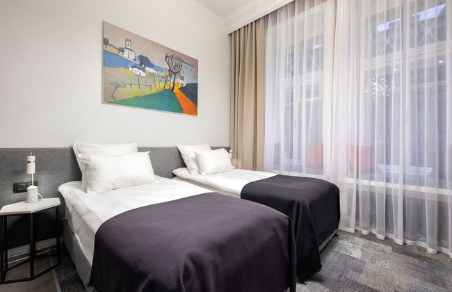 Underwood Art Room - Photo 13