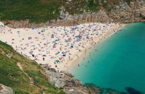 Seaside 2-bed Home in Flushing with Free Parking & sea views - Foto 35