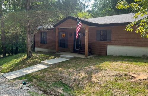 Cozy Cabin Retreat for Your Perfect Getaway - Foto 1