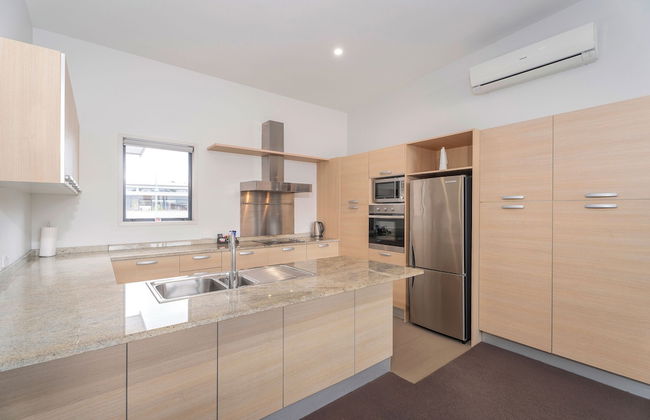 Sovereign Pier on the Waterways - Foto 31