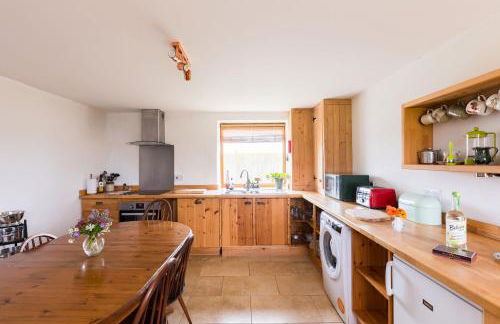 The Workshop- Eco Cottage by the Coastal Path - Photo 7