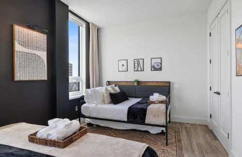 2BR, King Bd, Free Prkn, Gym, NYC View, 8min Train - Foto 39