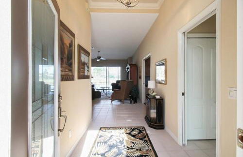 Serene pool home in the exclusive Heritage Oaks Golf & Country Club - Foto 9