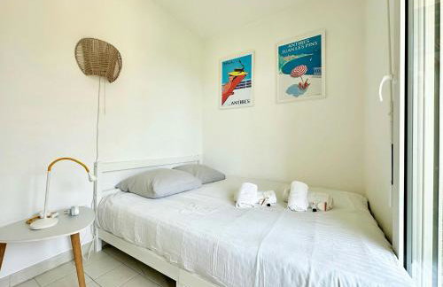 2Bed Seaview swimming pool beach on footparking - Foto 17