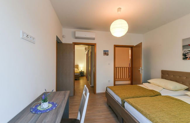 Apartment in Croatia Near Adriatic Coast - Foto 5