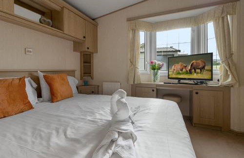 Greendale Splash Escape - No Commercial Sign written Vehicles,Fishing Nearby & Communal Swimming Pool Open April to September - Foto 29