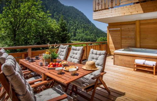 Solly Nook - OVO Network - Foto 14