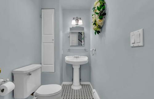 Cozy & Private Retreat Near Atlantic City! - Foto 17