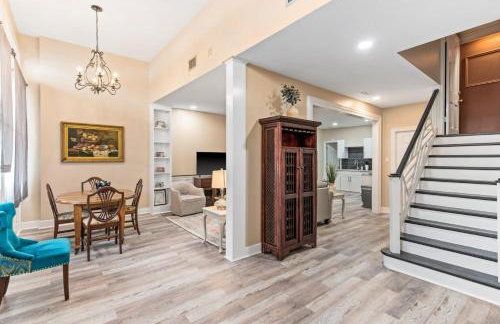 610 Franklin - Downstairs - 2 Bed, 2 Bath, Heart of Downtown, Pet Friendly with fee - Foto 15