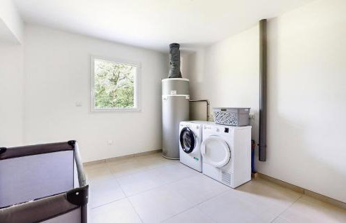 4 Bedroom Gorgeous Home In Bezinghem - Foto 19