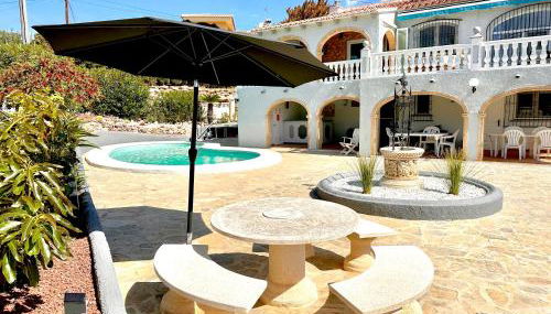 SUNNY Apartment in a Cosy Villa with shared swimming pool - Foto 3