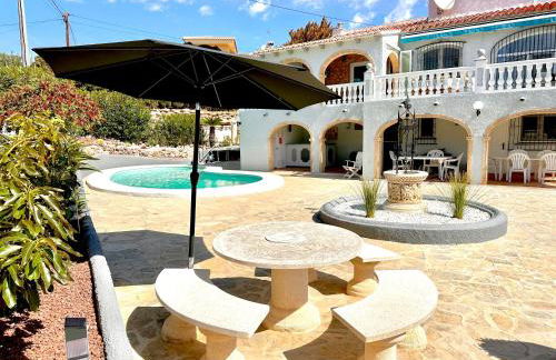 SUNNY Apartment in a Cosy Villa with shared swimming pool - Foto 3