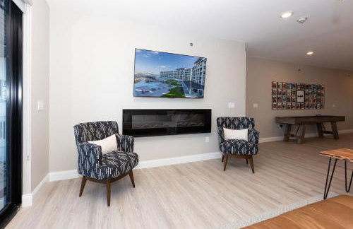 Topsider Condo w/ Stunning Lake Views, Shuffleboard & King Beds - Foto 7