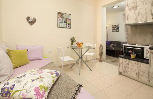 Home Suites - Photo 17