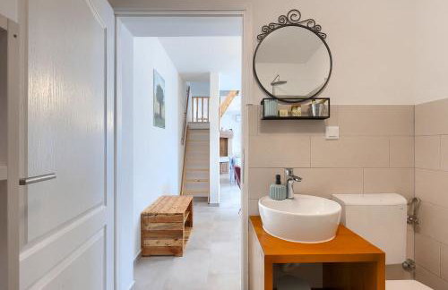 Romantisches Ferienhaus mit Jacuzzi, BBQ, WiFi - Foto 31