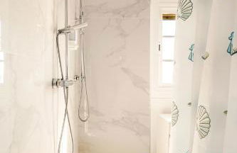 A+View Private Terrace Private Pool Family Fun - Photo 63