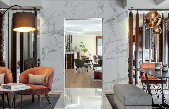 Blazer Suites Hotel - Photo 6