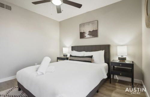 Enjoy Poolside TVs and Private Cabanas off N Lamar - Photo 17