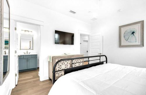 Azure! Sleeps 22! Golf Cart! Beach Access! Pool - Foto 66