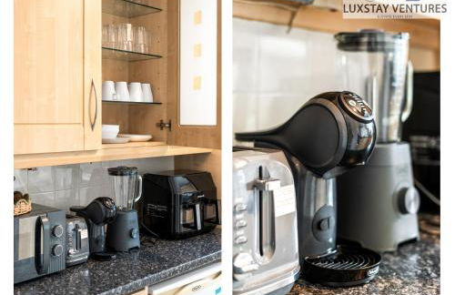 Spacious 3 Bedroom Brighton Home - South Downs - Stunning Sea Views - Garden - Pool Table - FREE Parking - Foto 36