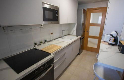 Modern penthouse with parking, at the foot of the tram - Foto 14