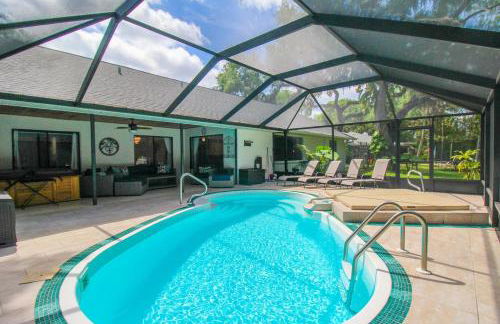 Elegant 3BR 2BA Private Pool Home - Foto 1