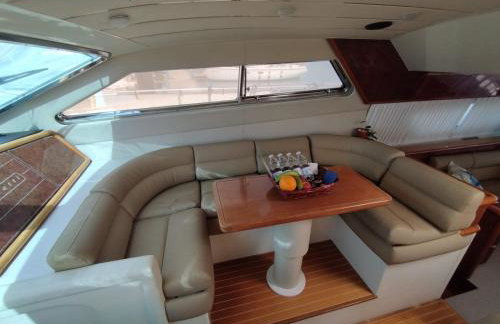 Captain Cangrejo Yacht - Foto 4