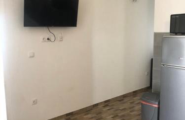 Very spacious - fully air conditioned - apartment nearby Vir bus station - Foto 12