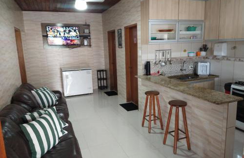 Piscina aquecida, 3 dorms ar condicionado, Cervejeira e Bilhar, a 500 metros do Mar - Foto 18